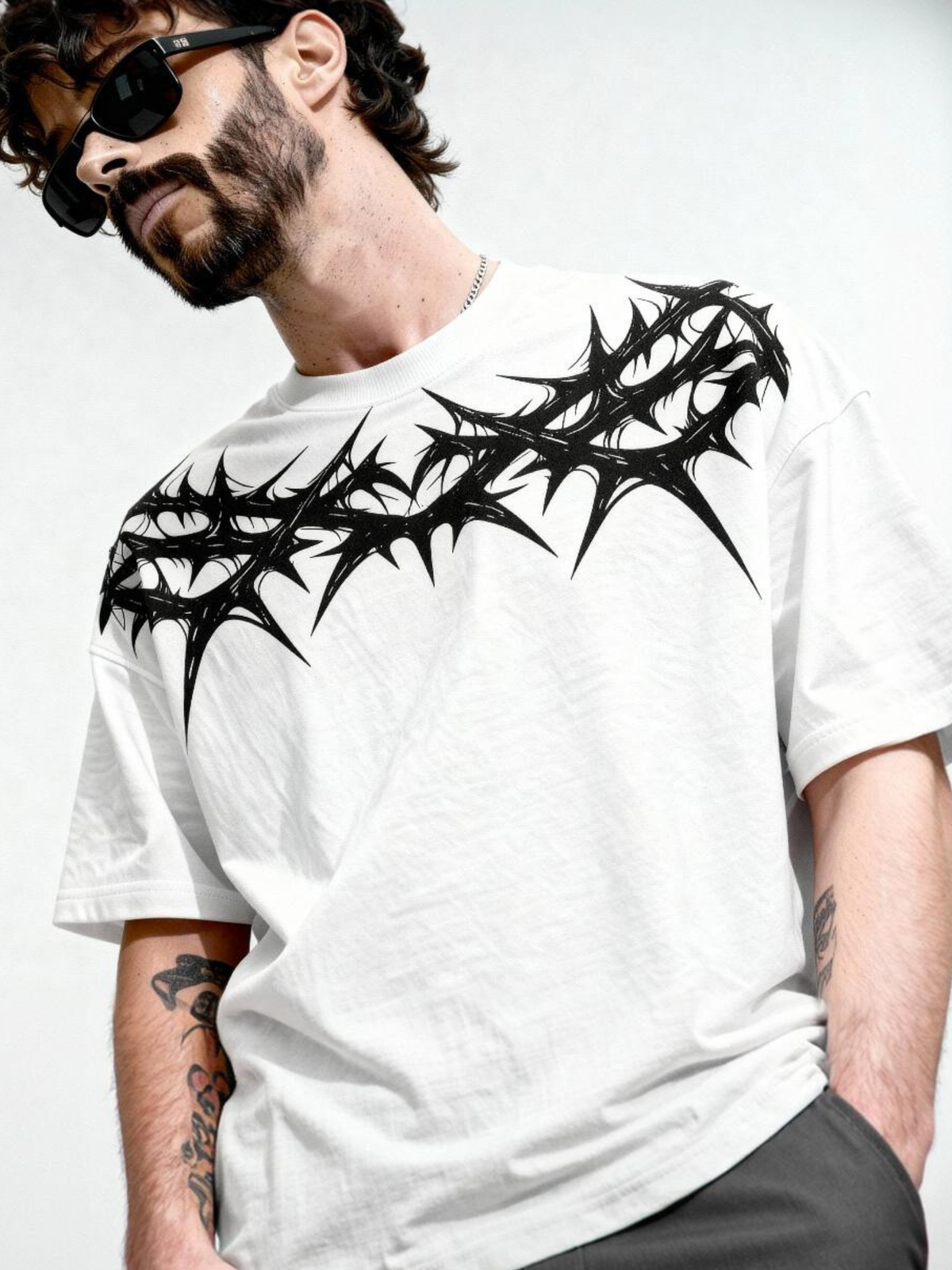 CROWN OF THORNS UNISEX OVERSIZED TSHIRT