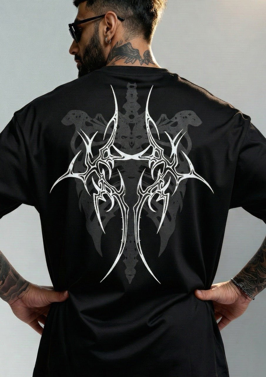 BONE STRIKE GOTHIC - UNISEX OVERSIZED TSHIRT - Teenovative