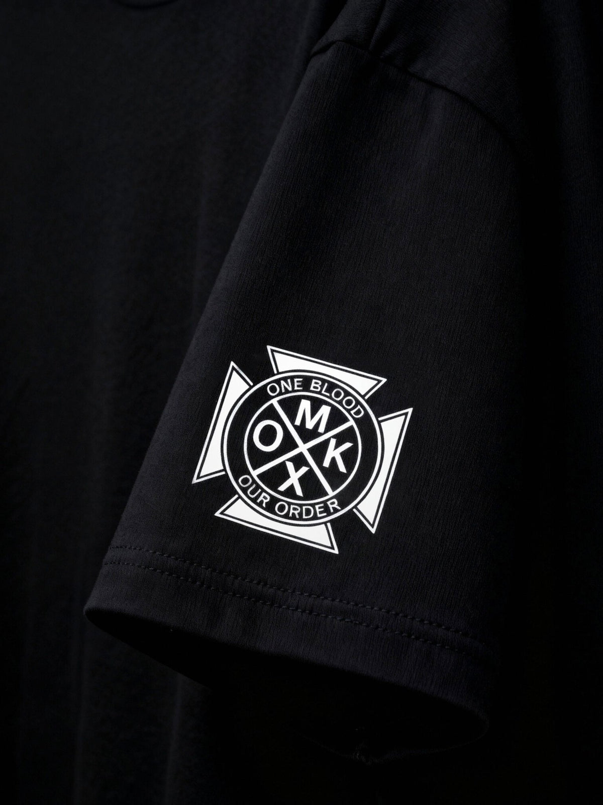 CROWN OF THORNS UNISEX OVERSIZED TSHIRT - Teenovative